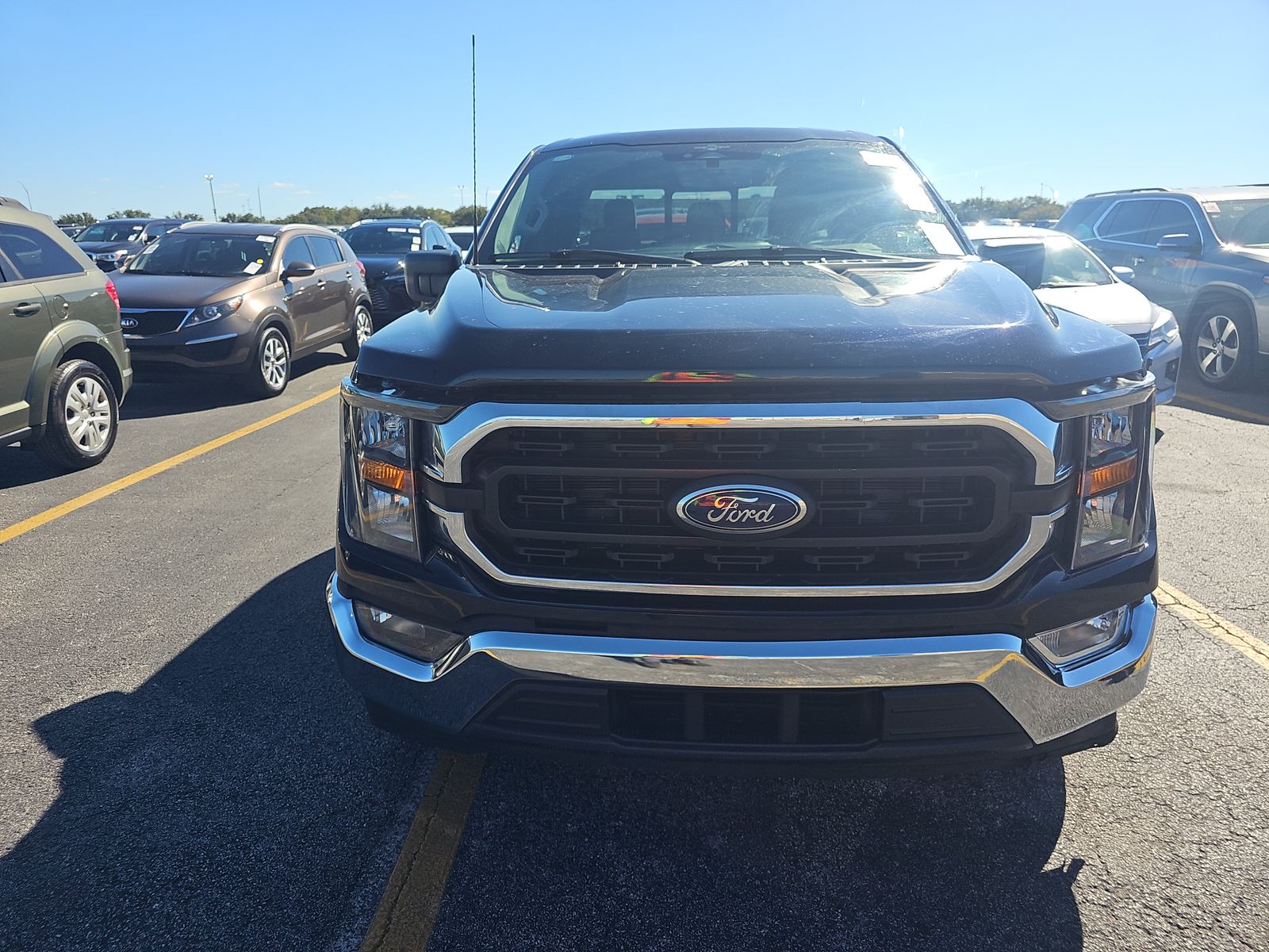 2023 Ford F-150 XLT RWD