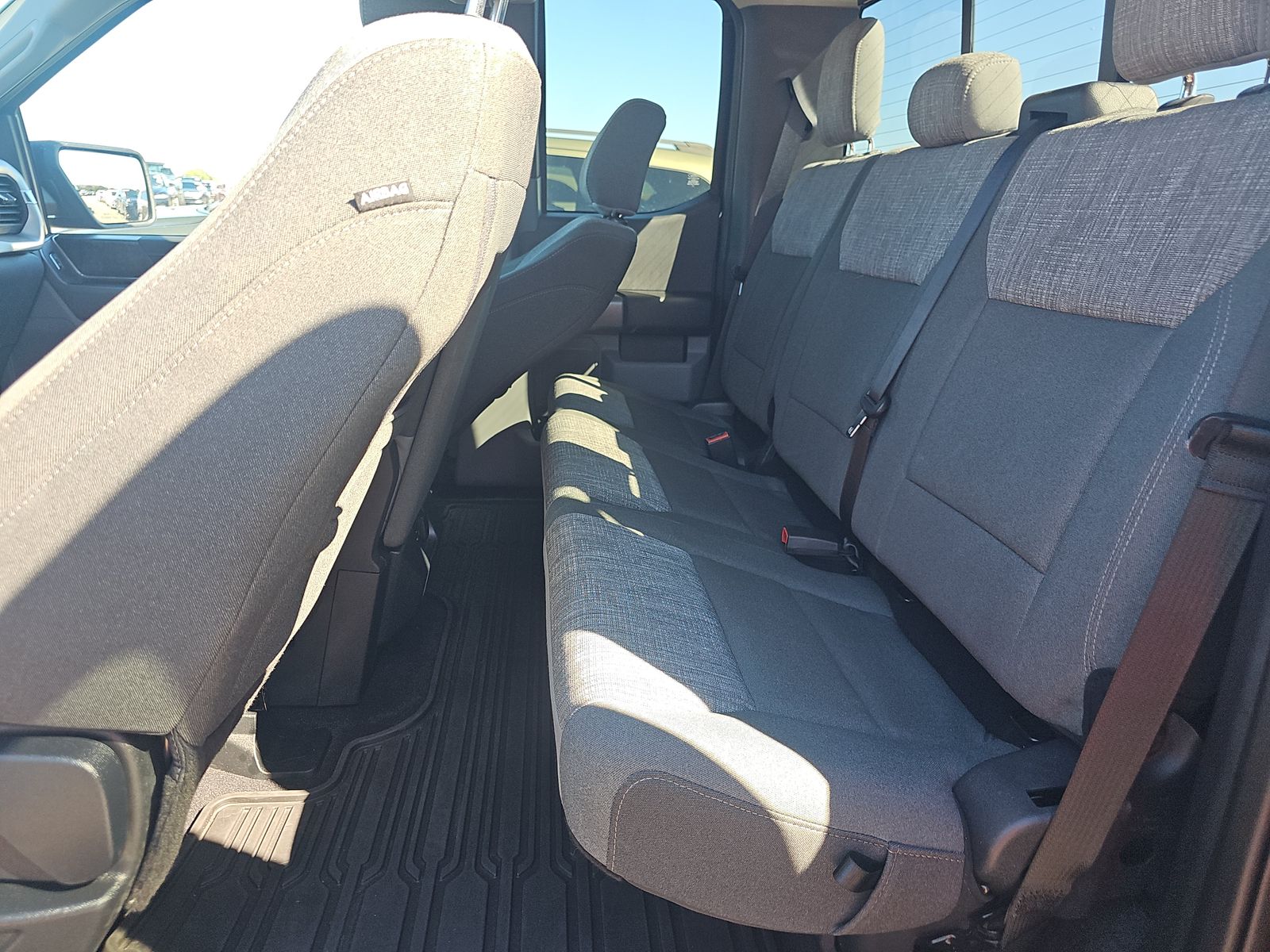 2023 Ford F-150 XLT RWD