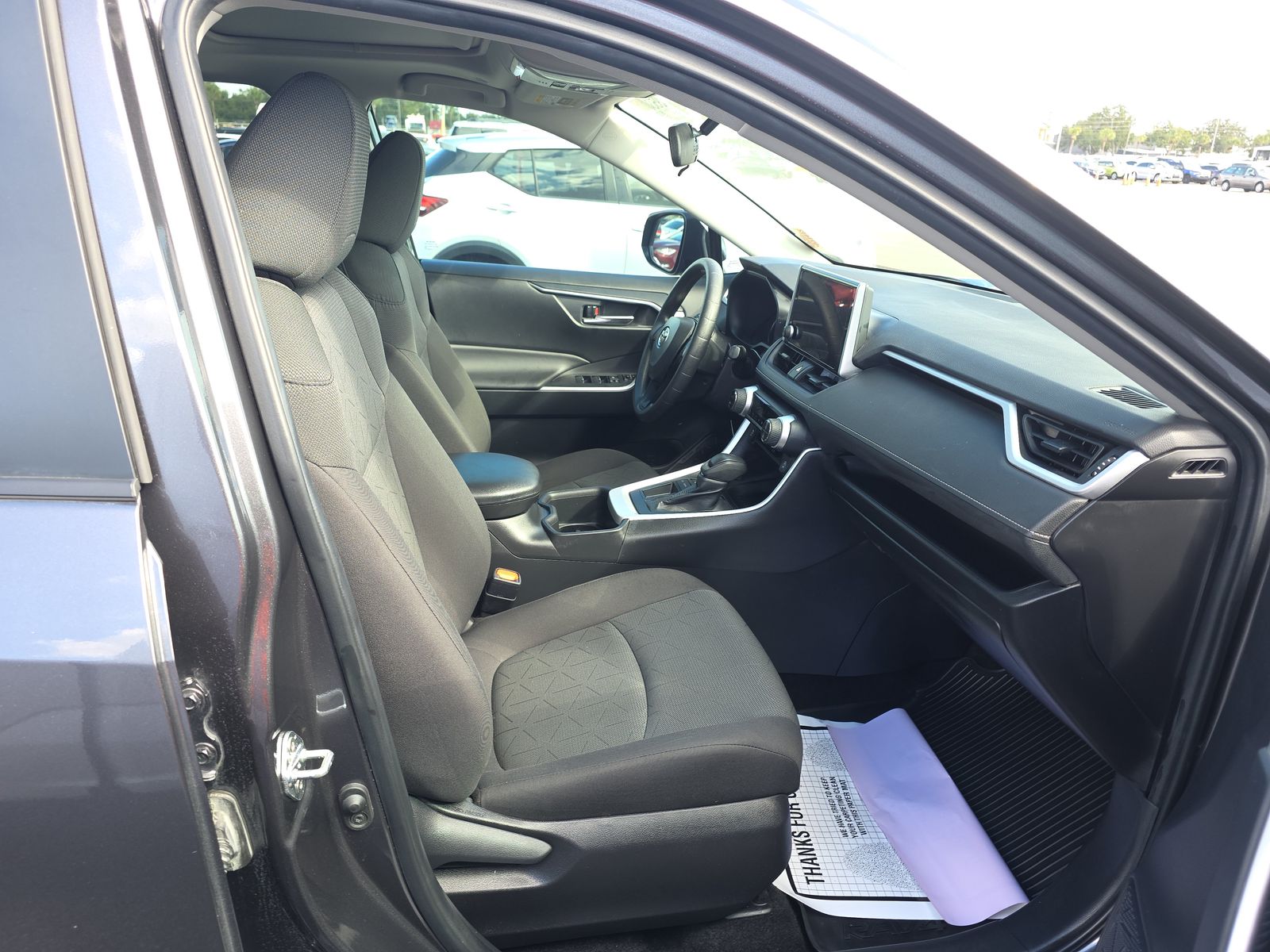 2024 Toyota RAV4 XLE FWD