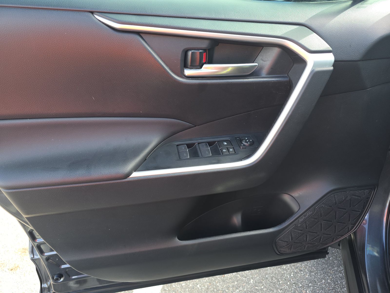 2024 Toyota RAV4 XLE FWD