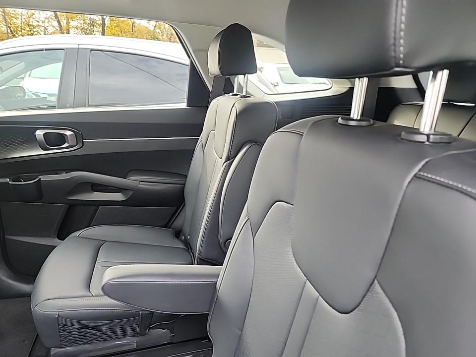 2023 Kia Sorento Hybrid EX AWD