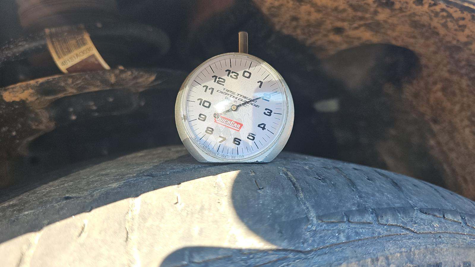 2025 Toyota Camry SE FWD