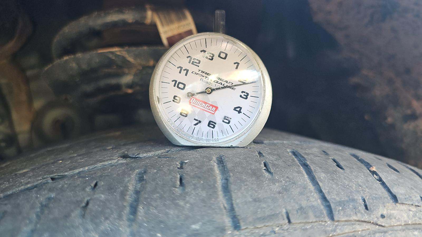 2025 Toyota Camry SE FWD