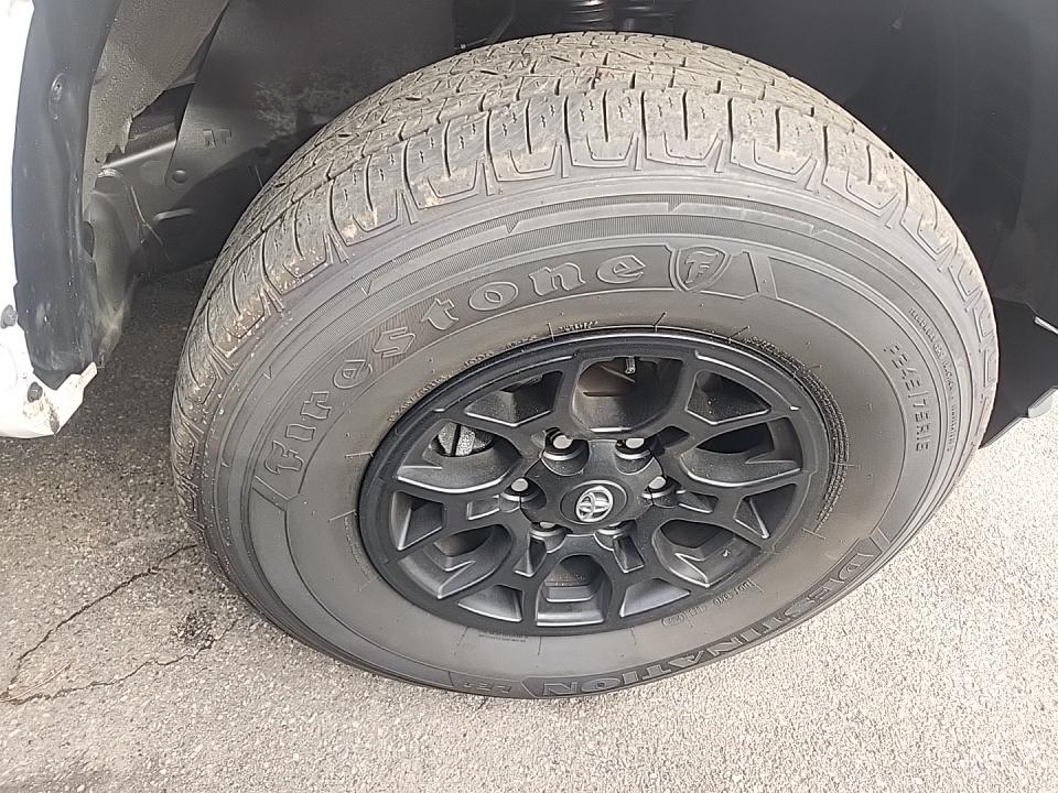 2022 Toyota Tacoma SR5 AWD