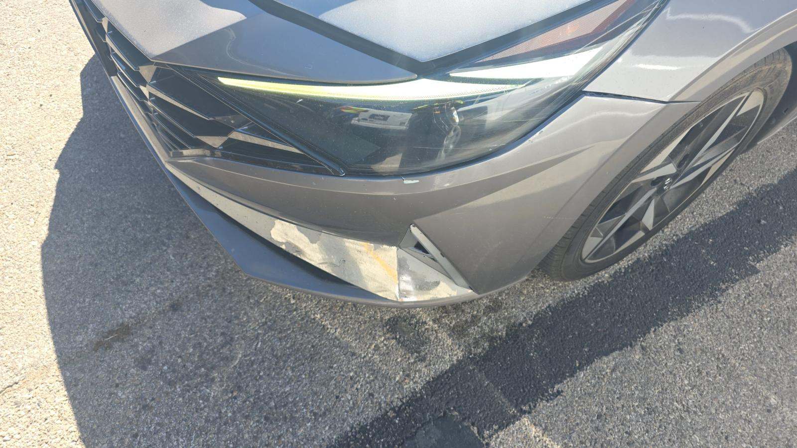 2021 Hyundai Elantra Limited FWD