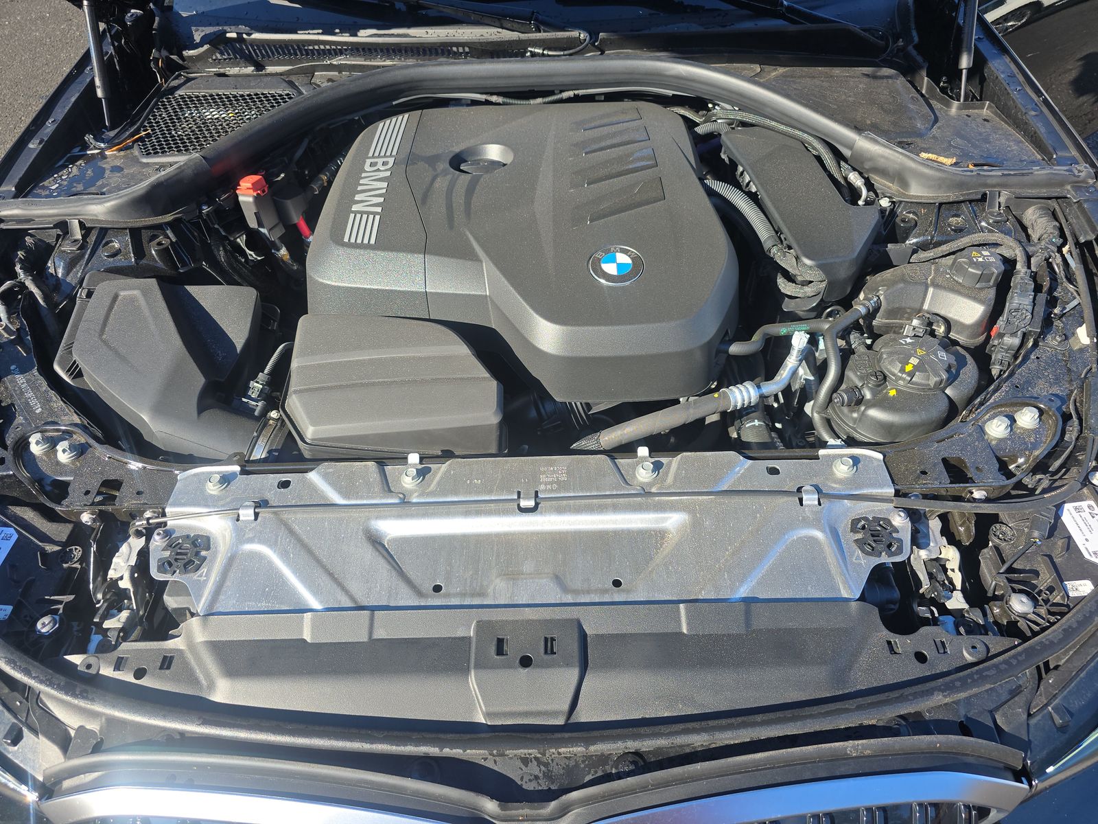 2025 BMW 3 Series 330i RWD