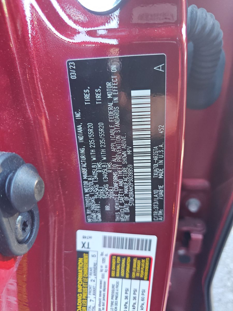 2023 Toyota Highlander Platinum FWD