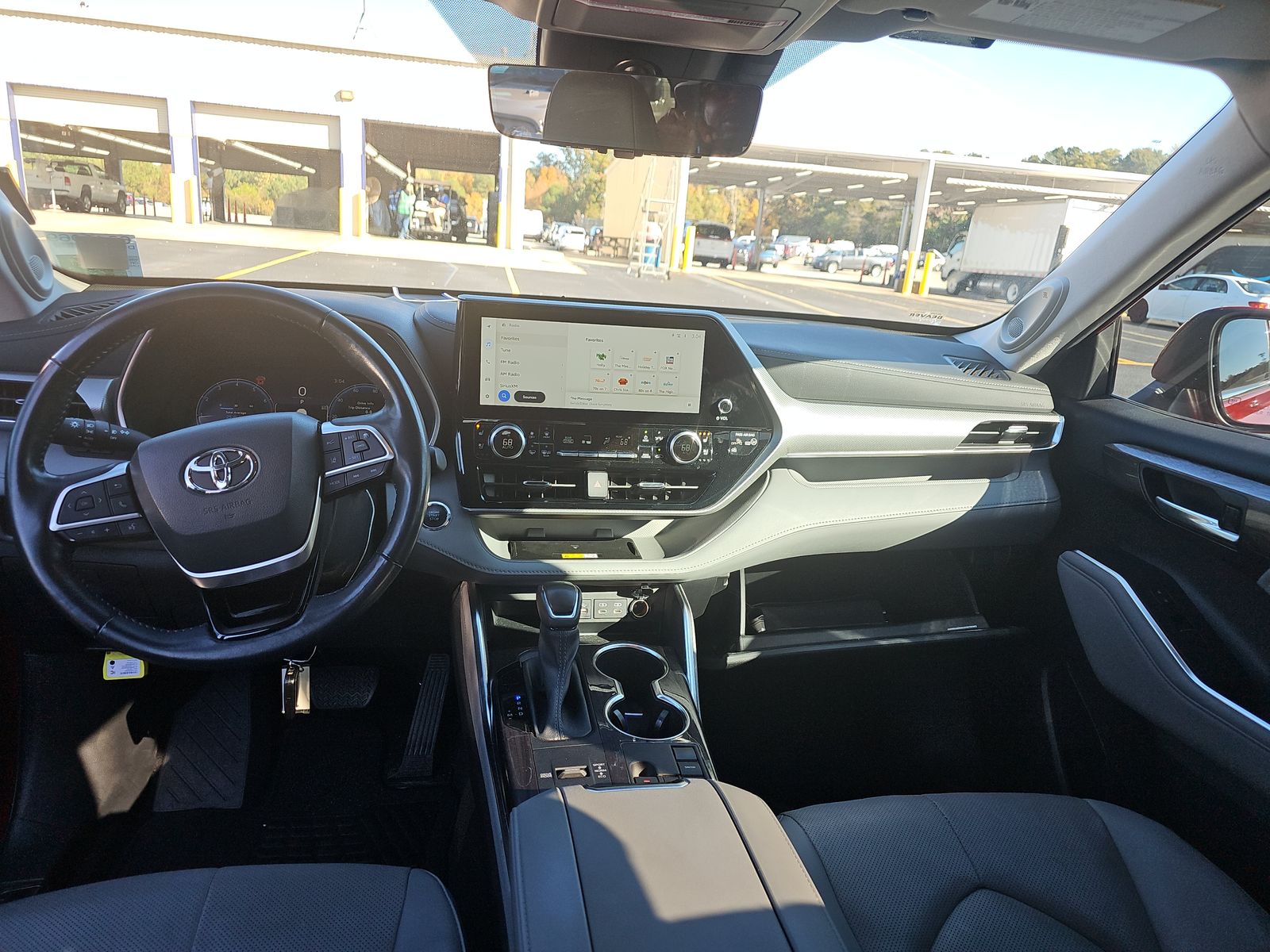 2023 Toyota Highlander Platinum FWD