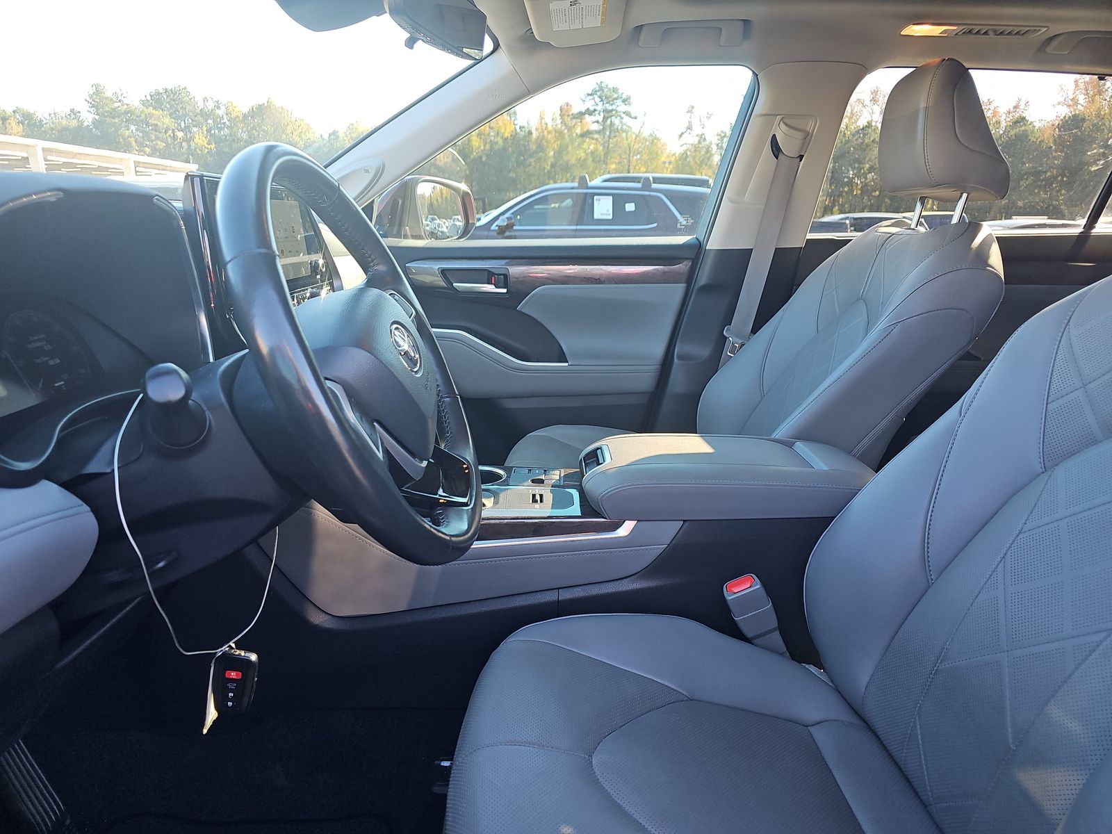 2023 Toyota Highlander Platinum FWD