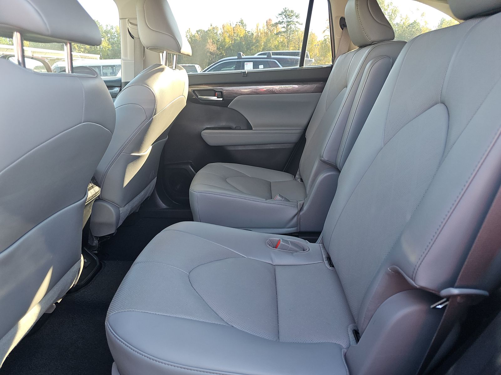 2023 Toyota Highlander Platinum FWD