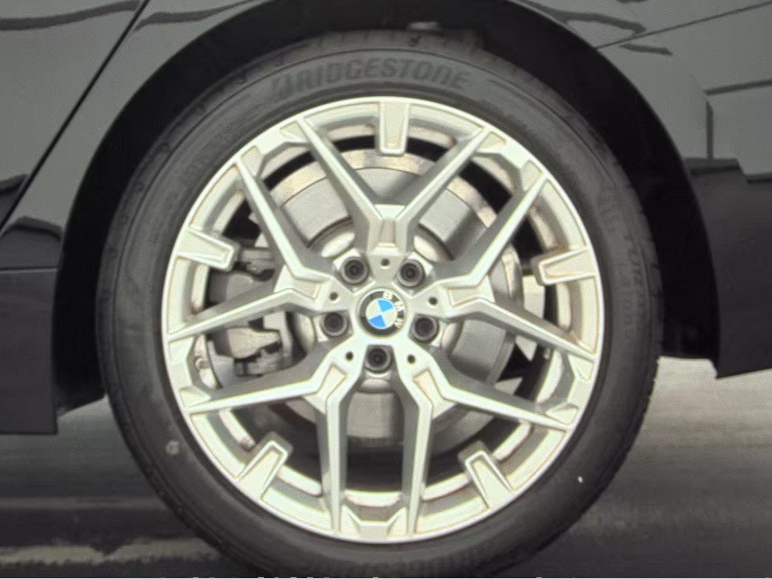 2025 BMW 3 Series 330i RWD