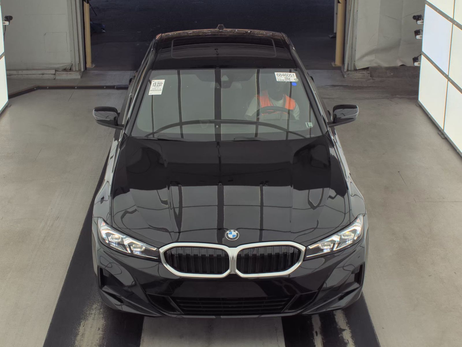 2025 BMW 3 Series 330i RWD