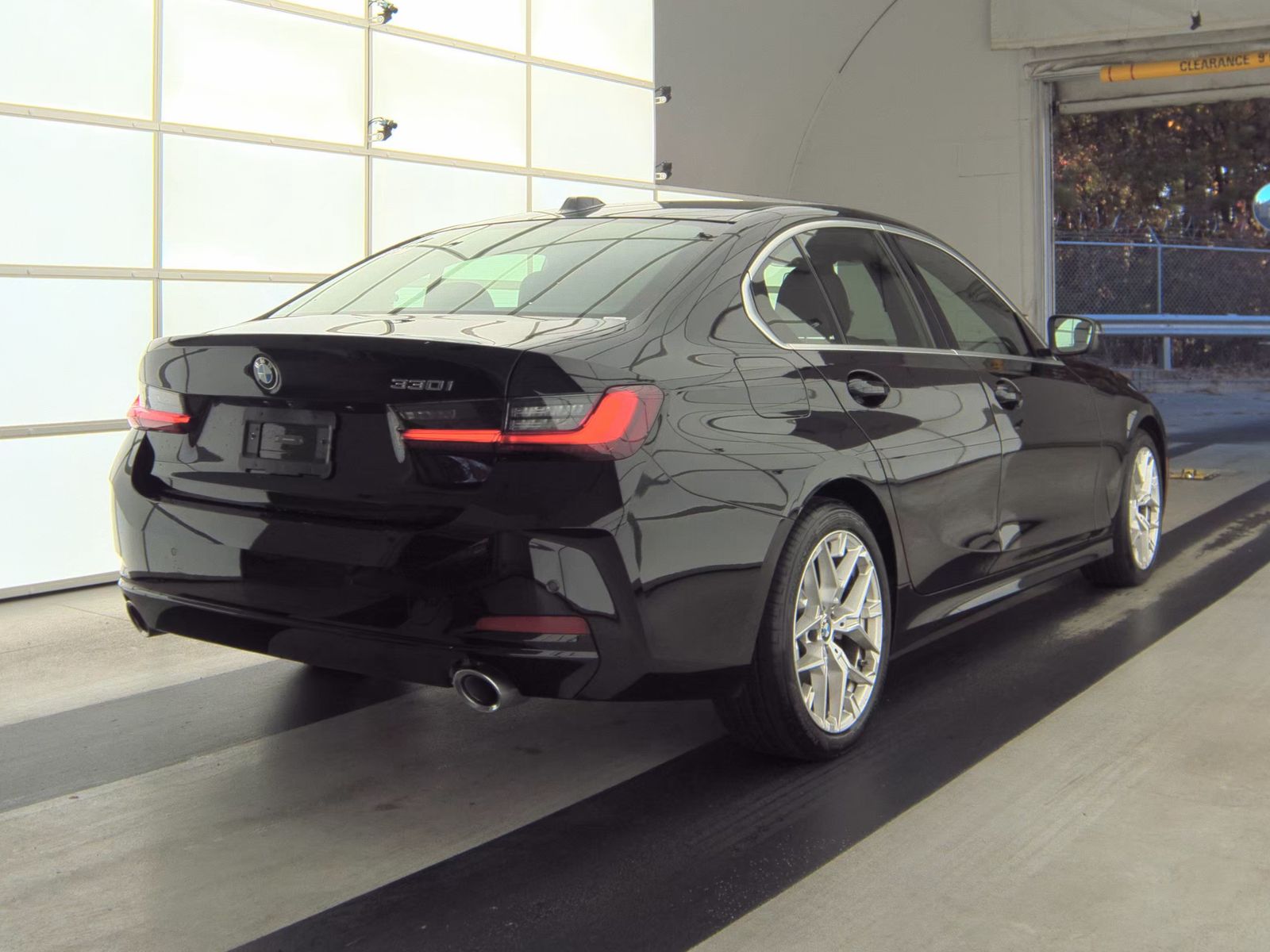 2025 BMW 3 Series 330i RWD