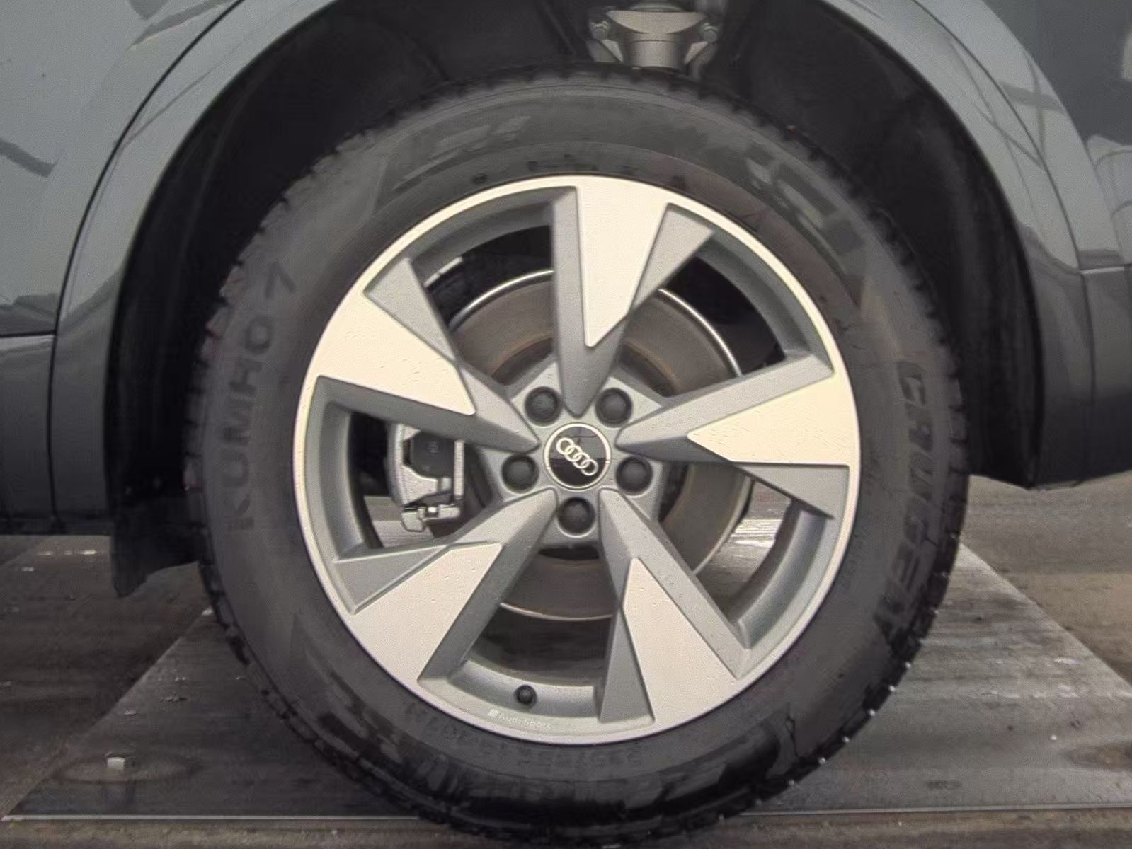 2025 Audi Q5 Premium AWD