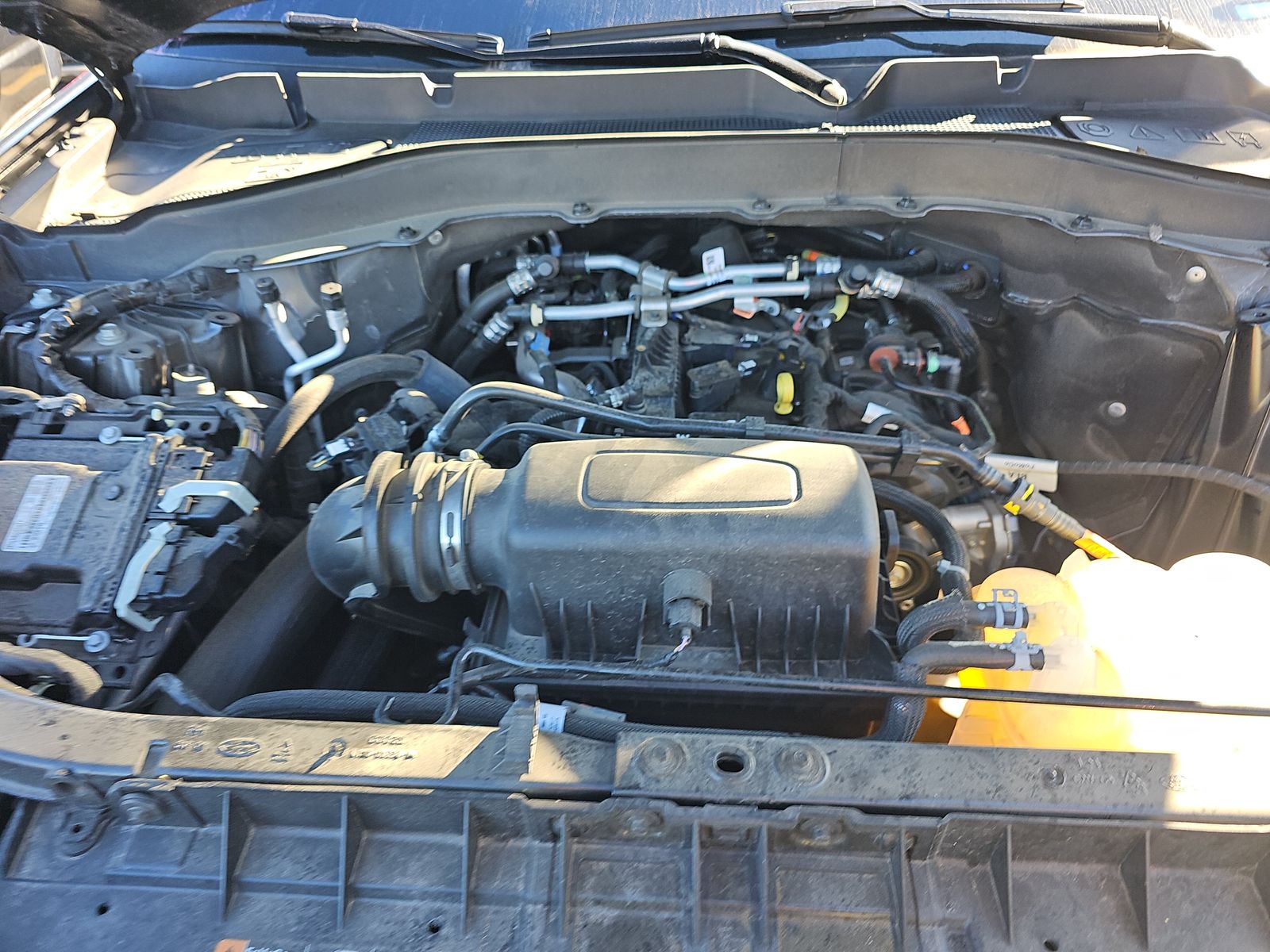 2023 Ford Explorer XLT RWD