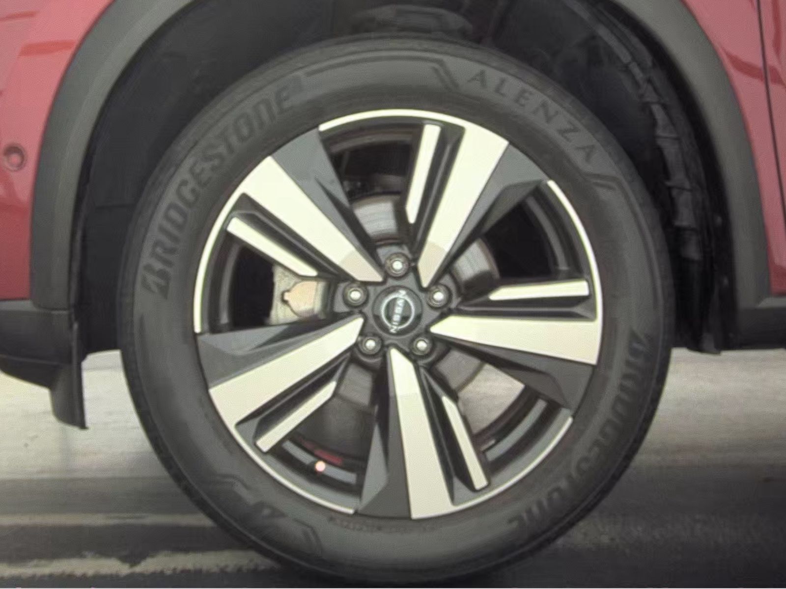 2023 Nissan Rogue Platinum AWD