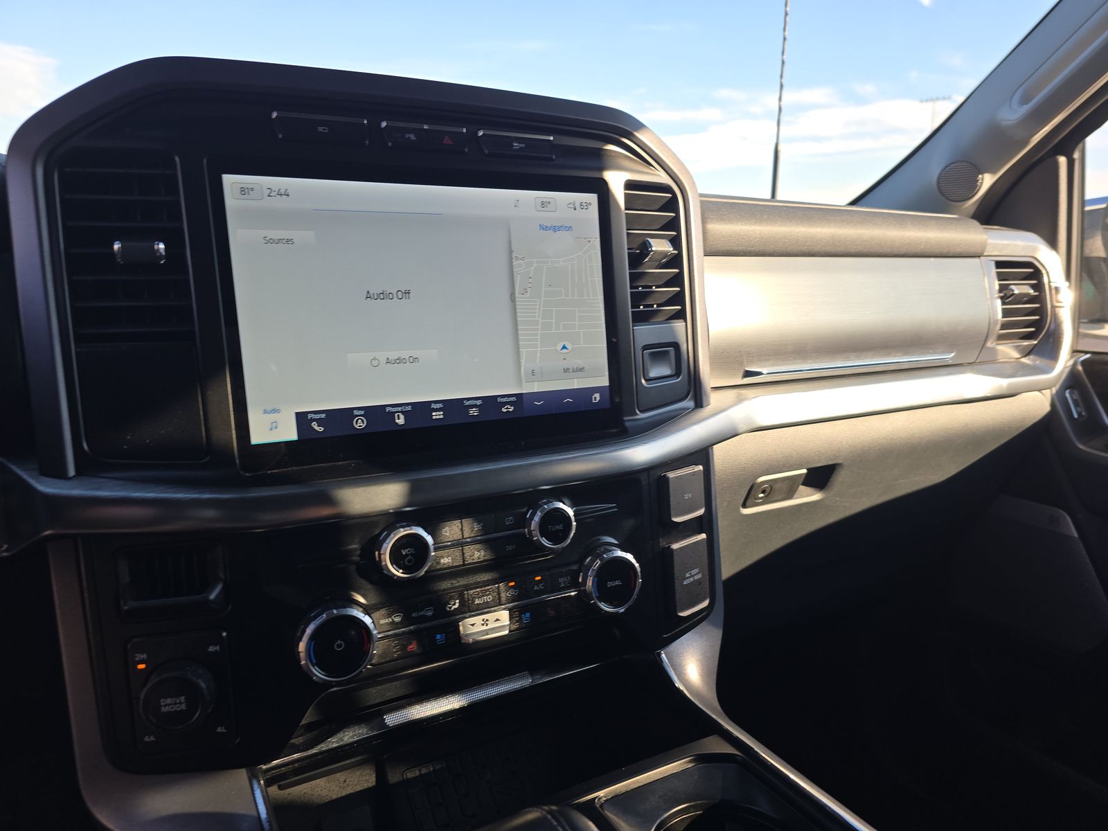 2023 Ford F-150 Lariat AWD