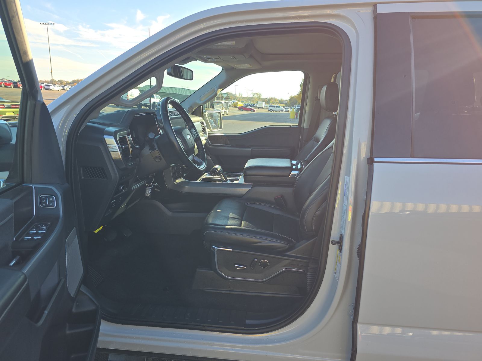 2023 Ford F-150 Lariat AWD