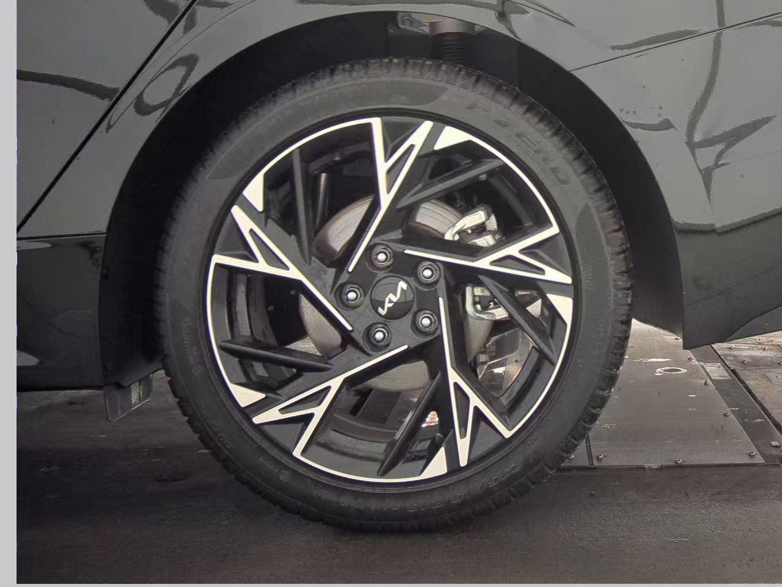 2025 Kia K5 GT-Line FWD