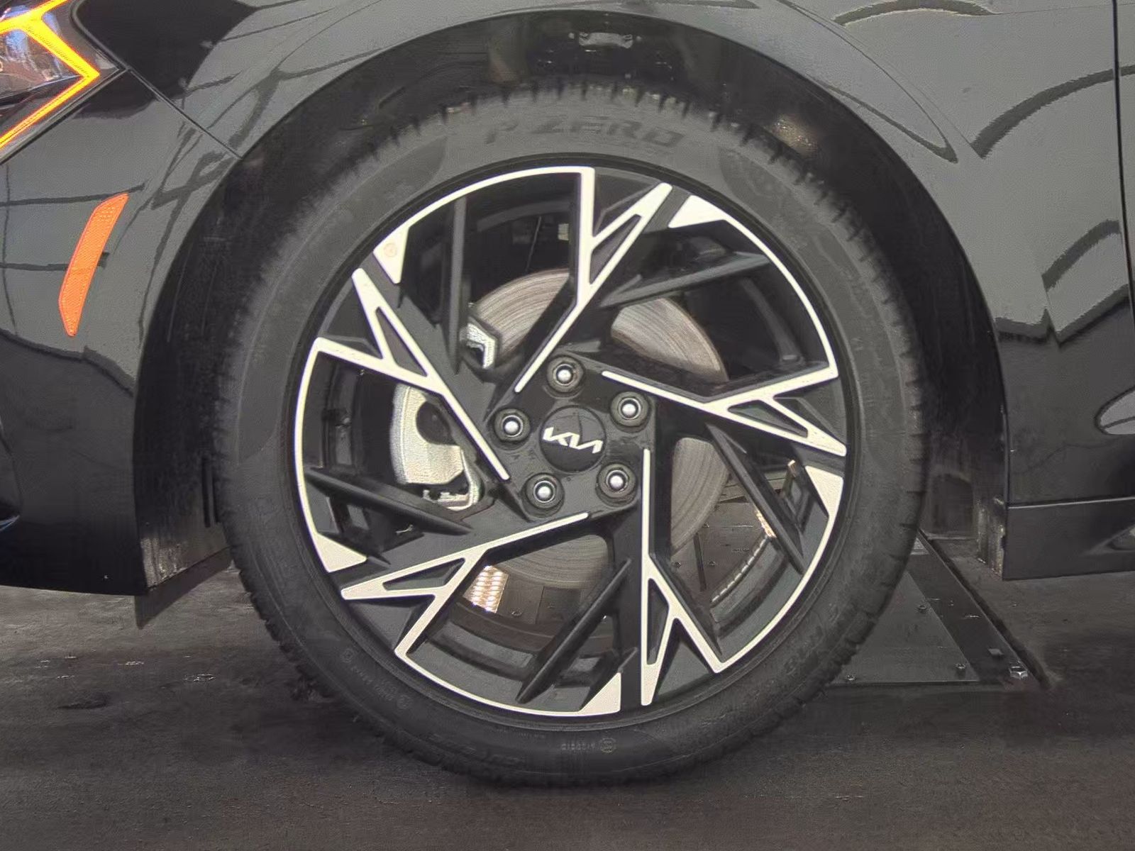 2025 Kia K5 GT-Line FWD