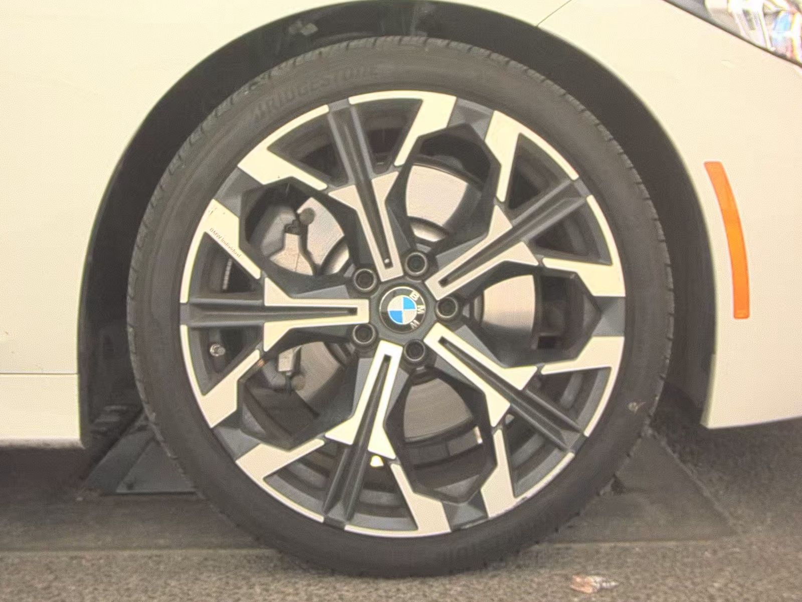 2025 BMW 3 Series 330i RWD