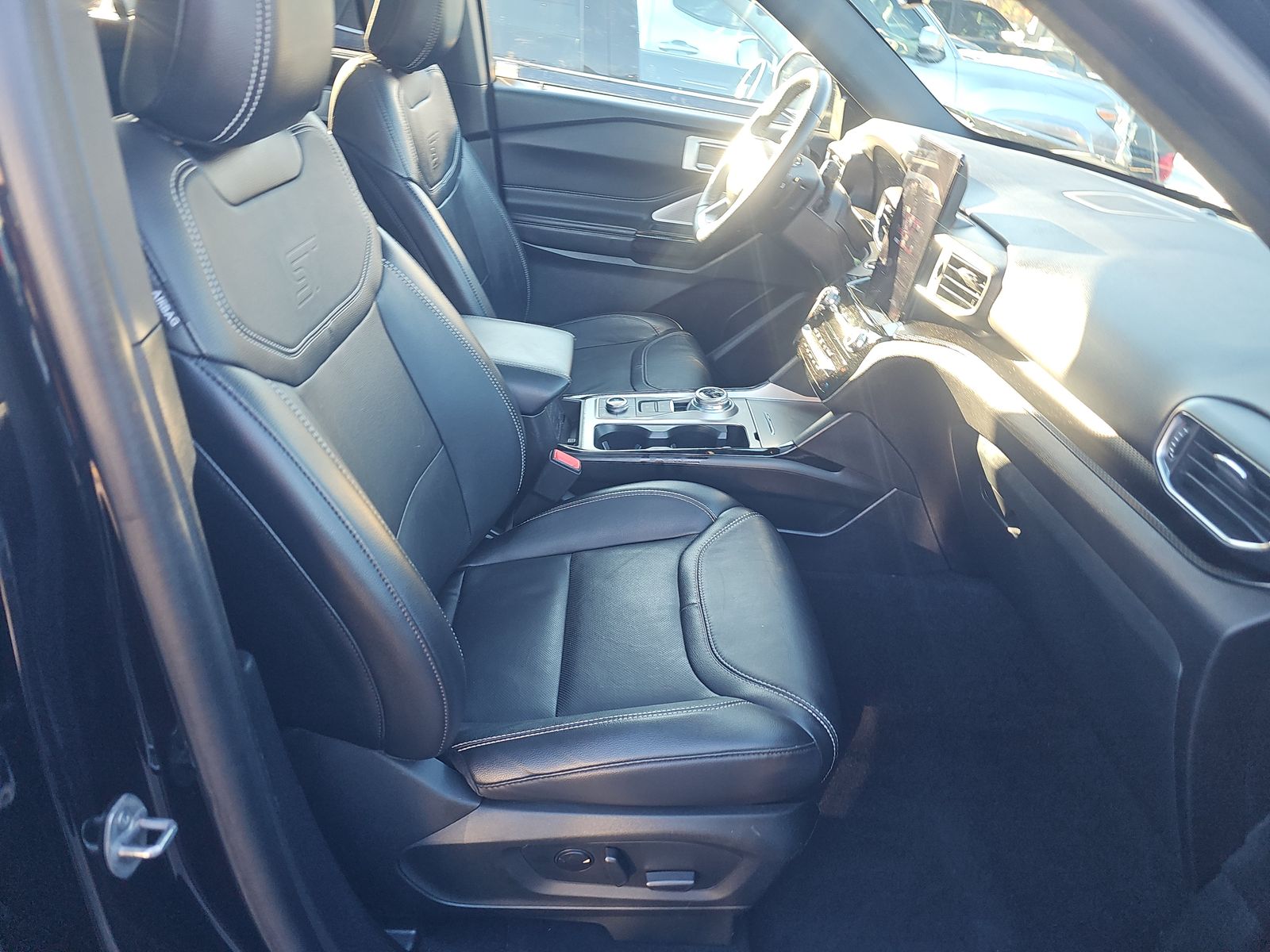 2023 Ford Explorer ST AWD