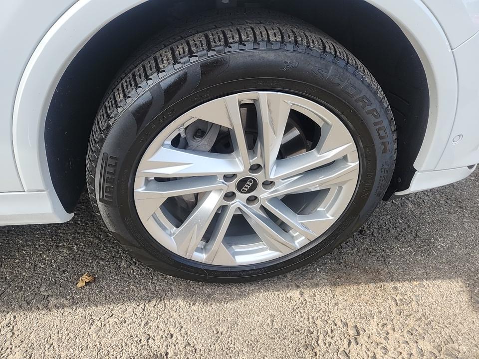 2022 Audi Q7 Premium Plus AWD