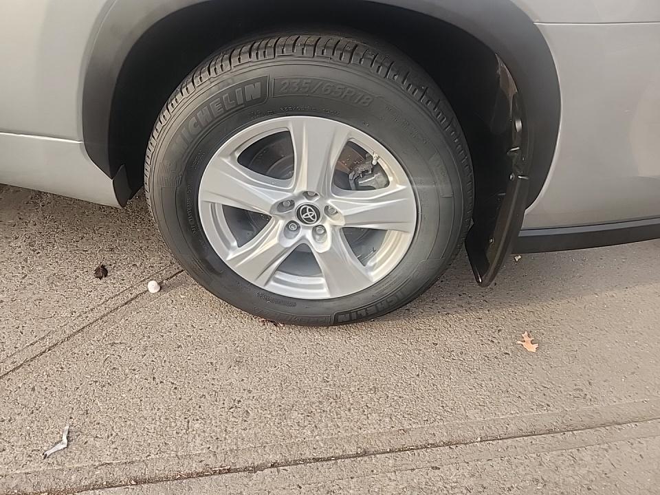 2022 Toyota Highlander LE AWD