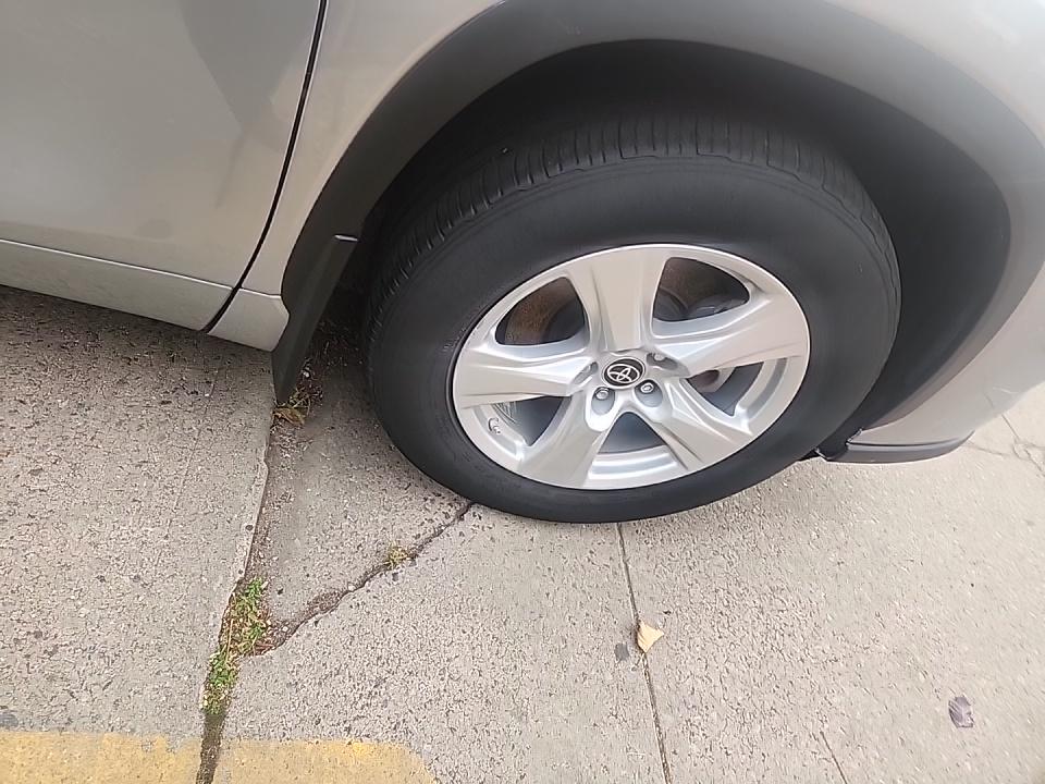 2022 Toyota Highlander LE AWD