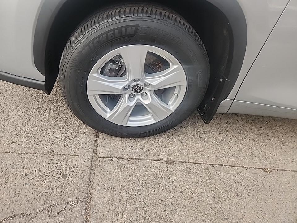 2022 Toyota Highlander LE AWD