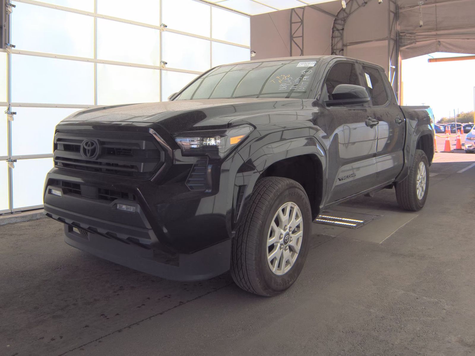 2024 Toyota Tacoma SR5 AWD