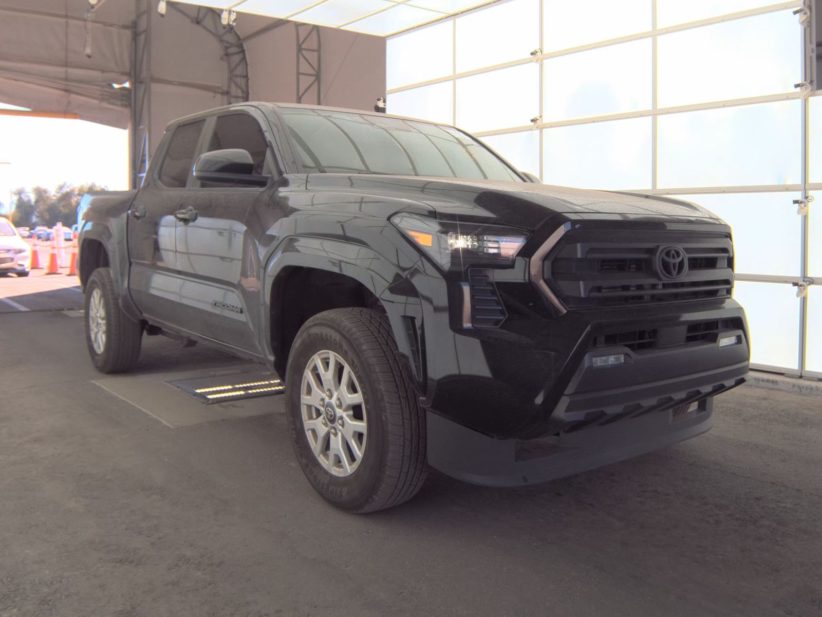 2024 Toyota Tacoma SR5 AWD