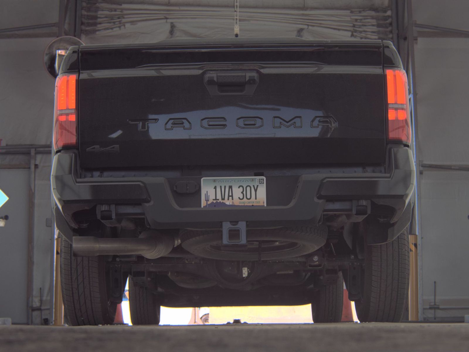 2024 Toyota Tacoma SR5 AWD