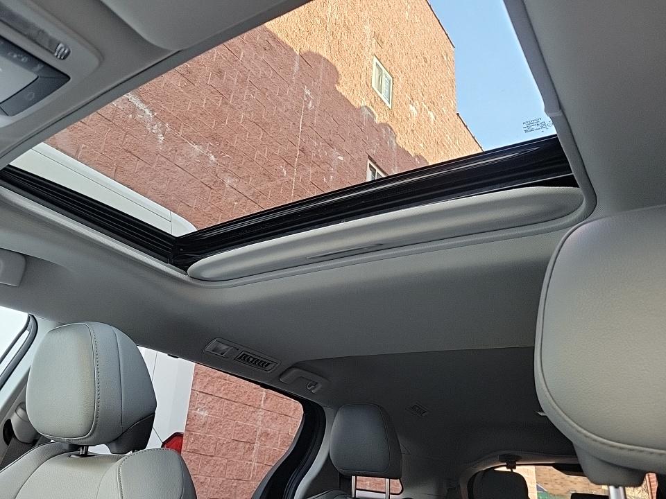 2024 Toyota Sienna XLE FWD