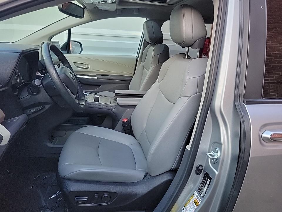 2024 Toyota Sienna XLE FWD