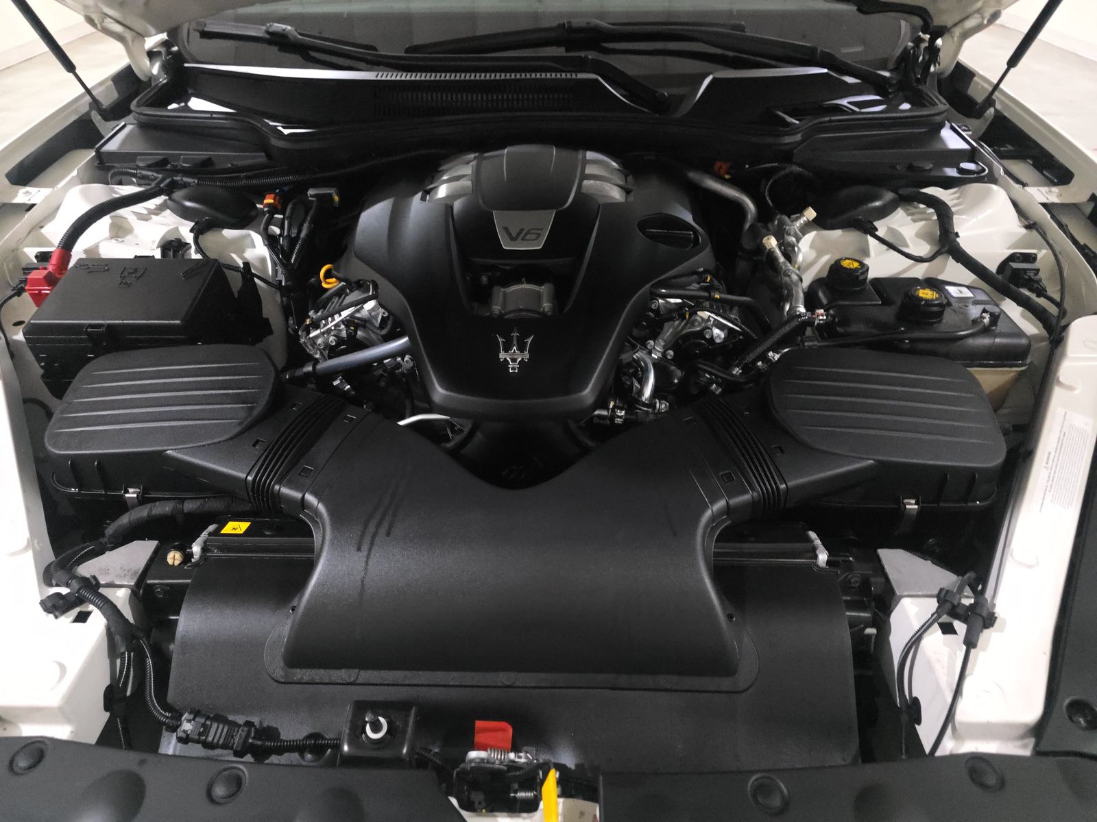 2022 Maserati Quattroporte GT RWD