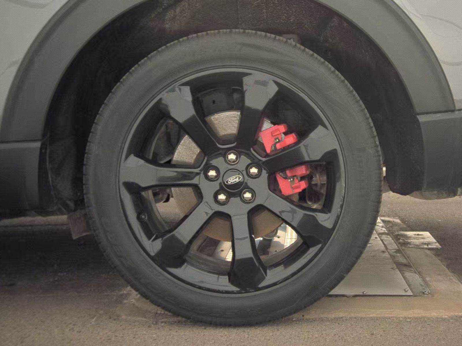 2023 Ford Explorer ST AWD