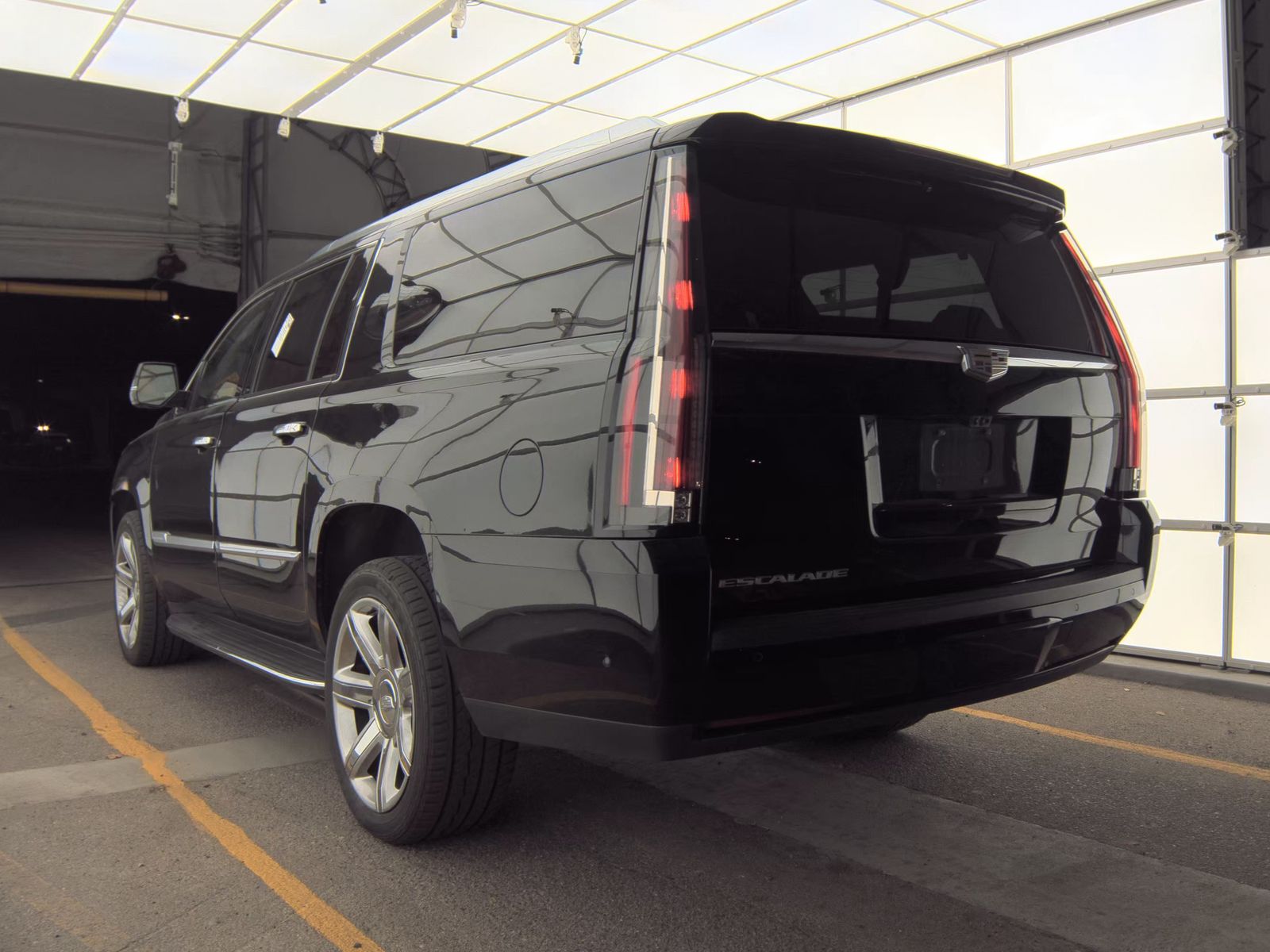 2020 Cadillac Escalade ESV Premium Luxury AWD