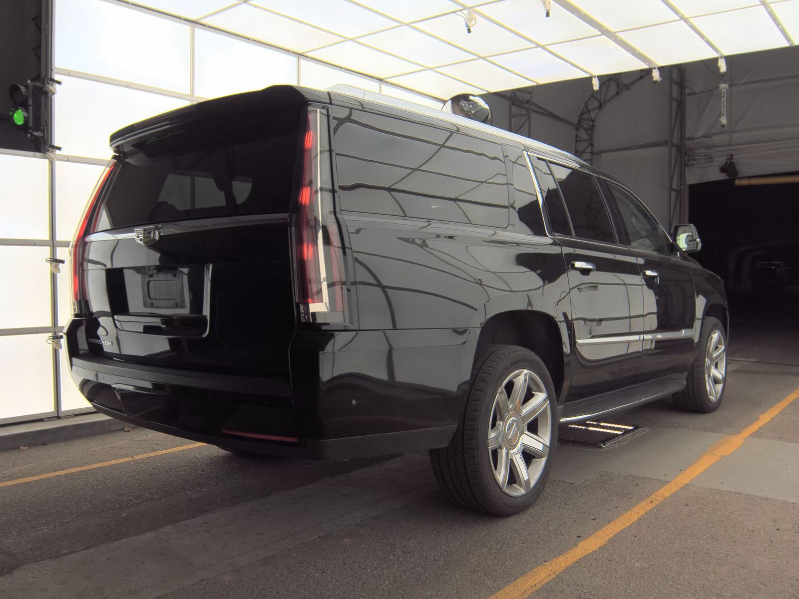 2020 Cadillac Escalade ESV Premium Luxury AWD