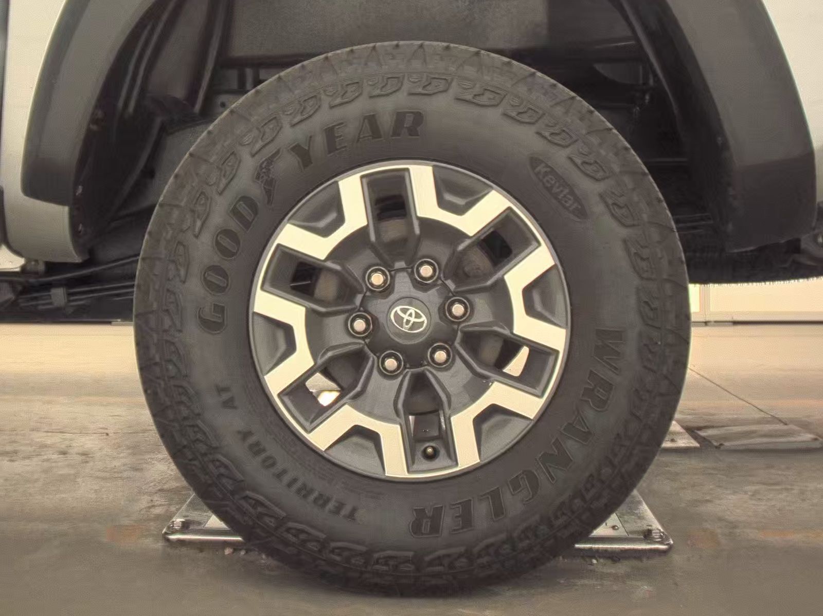 2023 Toyota Tacoma TRD Off-Road AWD