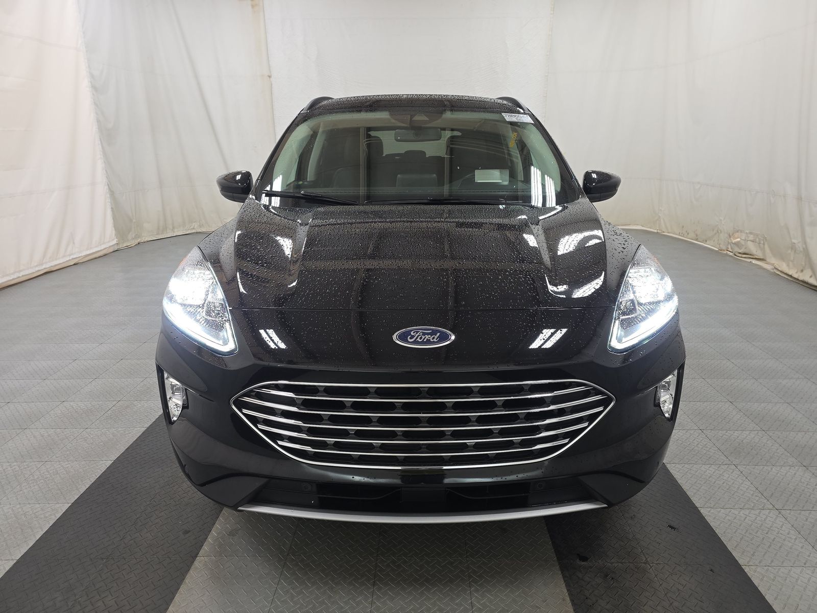 2022 Ford Escape Plug-In Hybrid Titanium FWD