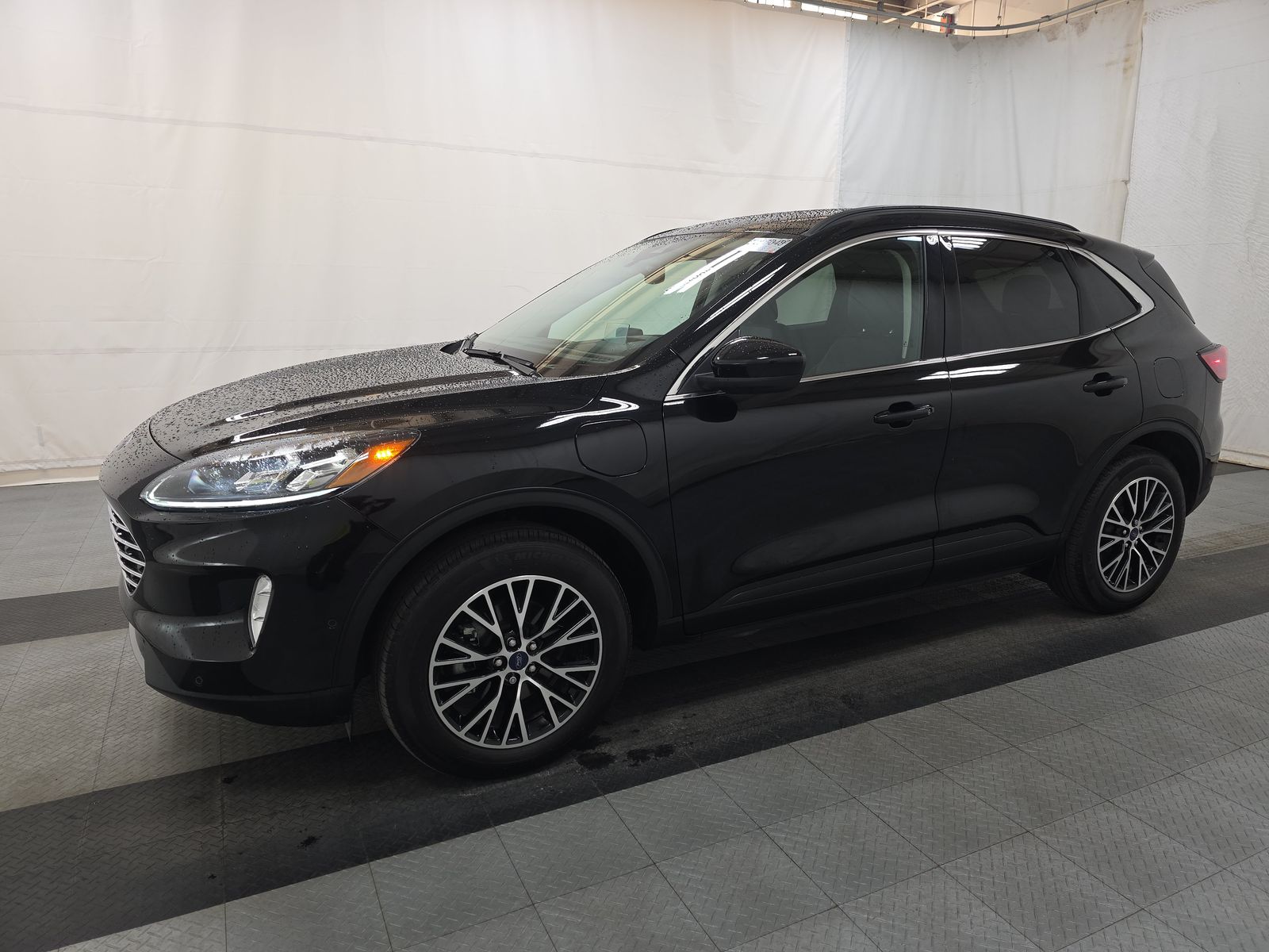 2022 Ford Escape Plug-In Hybrid Titanium FWD