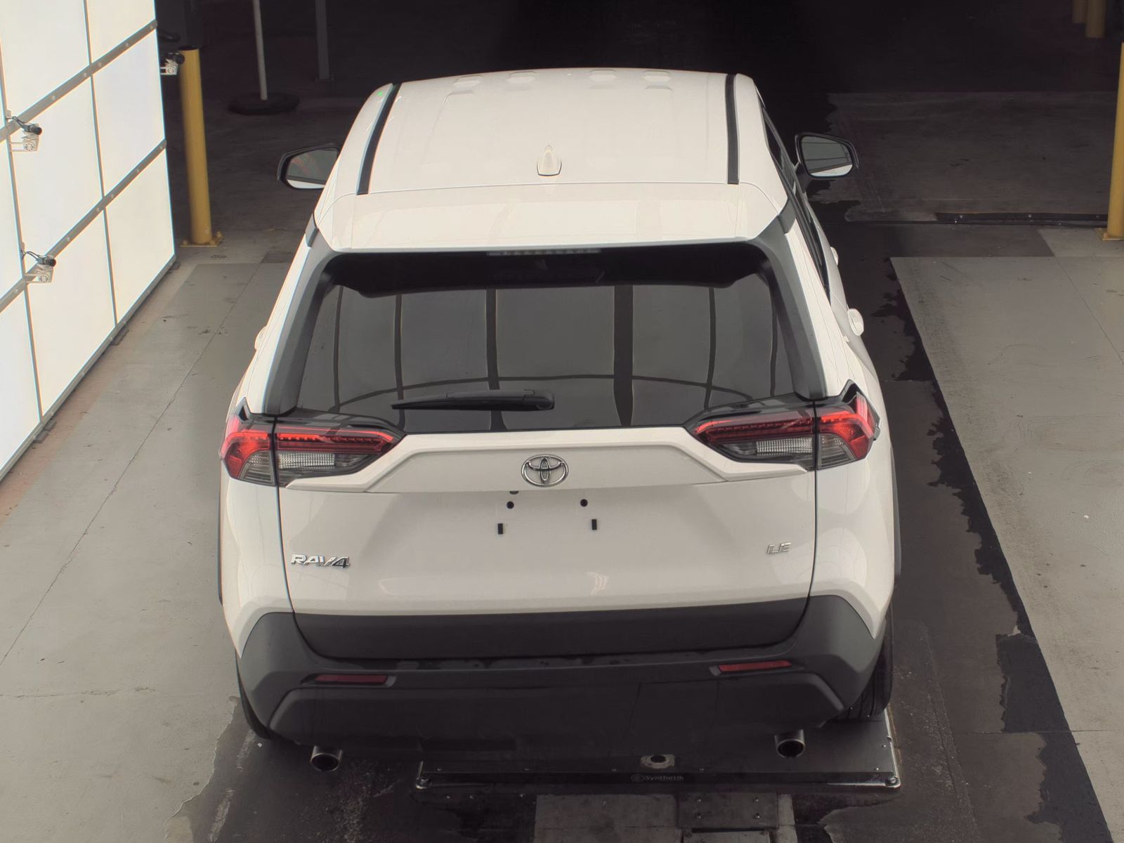 2025 Toyota RAV4 LE FWD