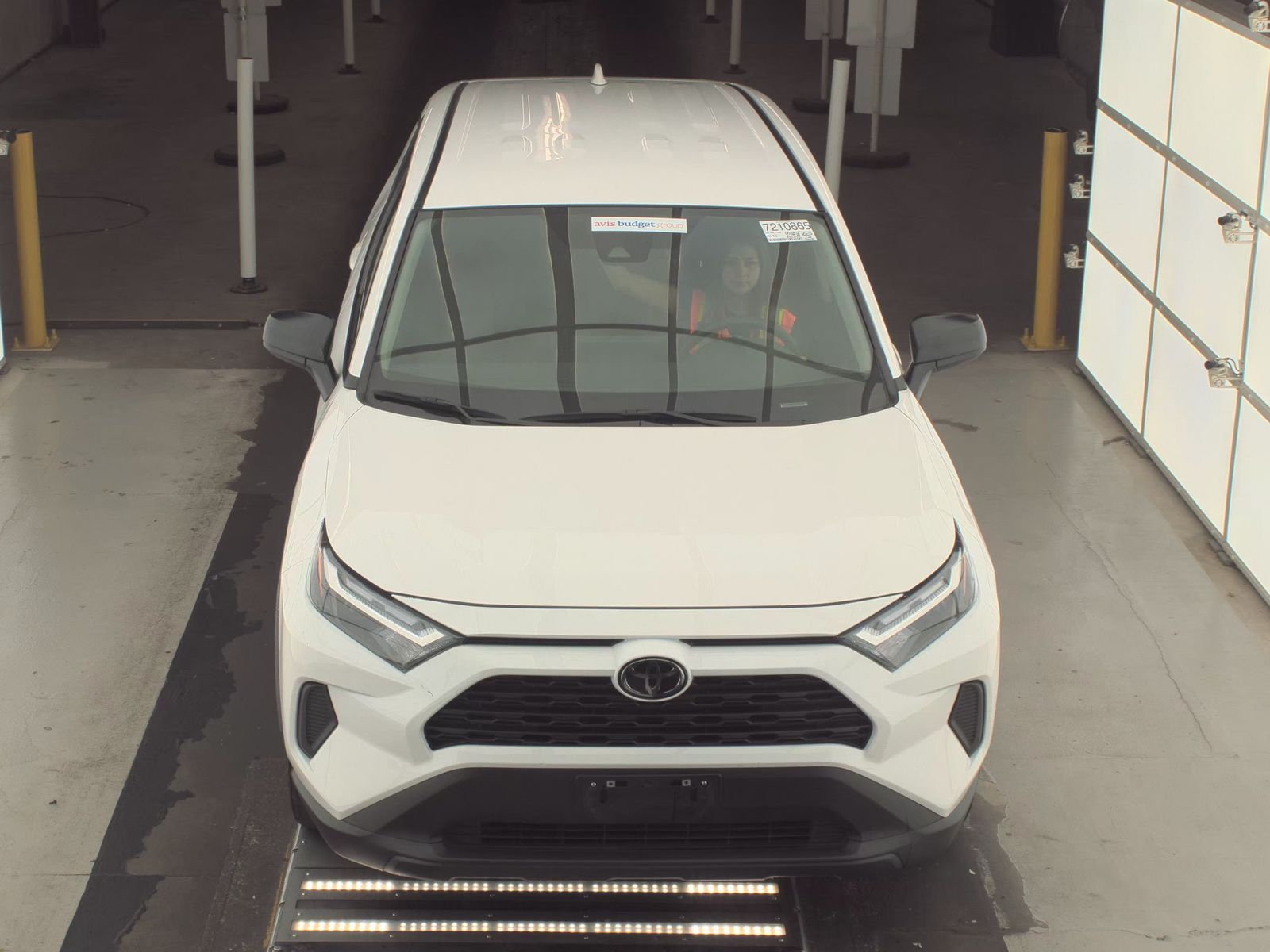 2025 Toyota RAV4 LE FWD