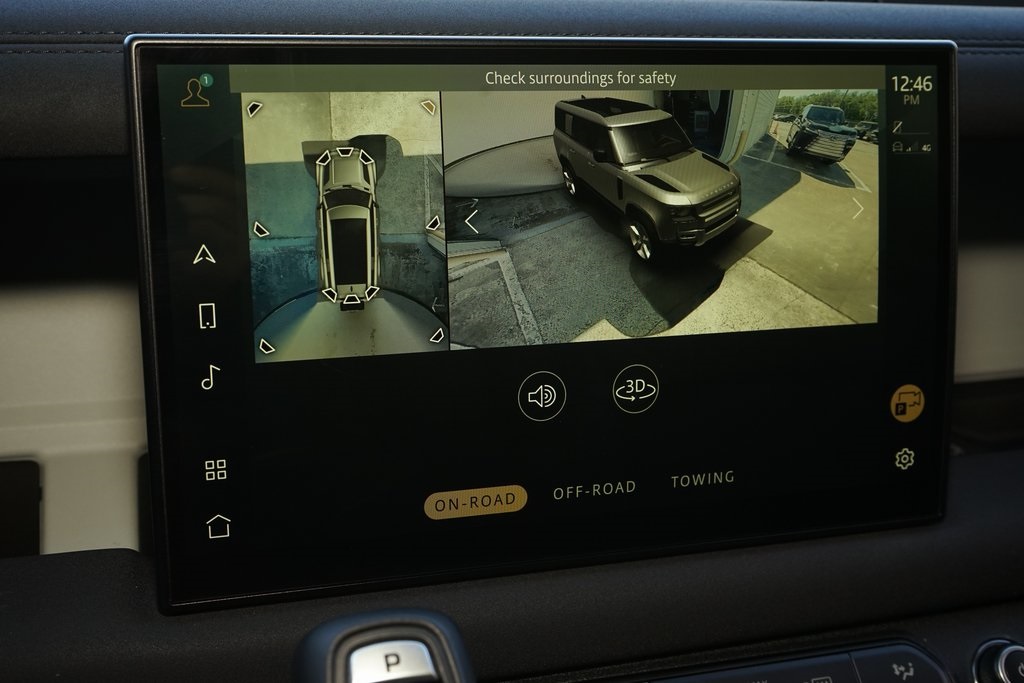 2023 Land Rover Defender 130 X-Dynamic SE AWD