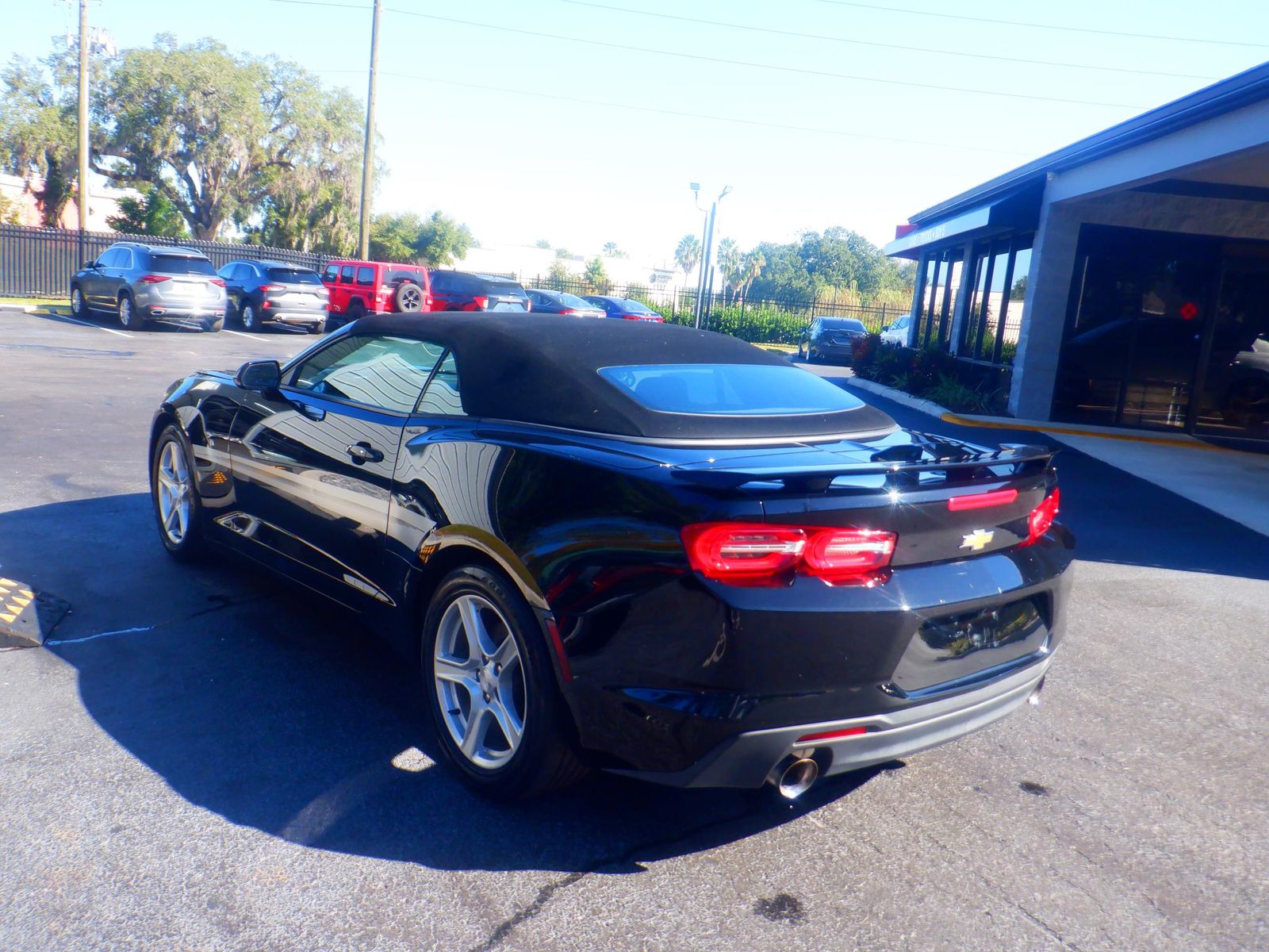2023 Chevrolet Camaro 1LT RWD