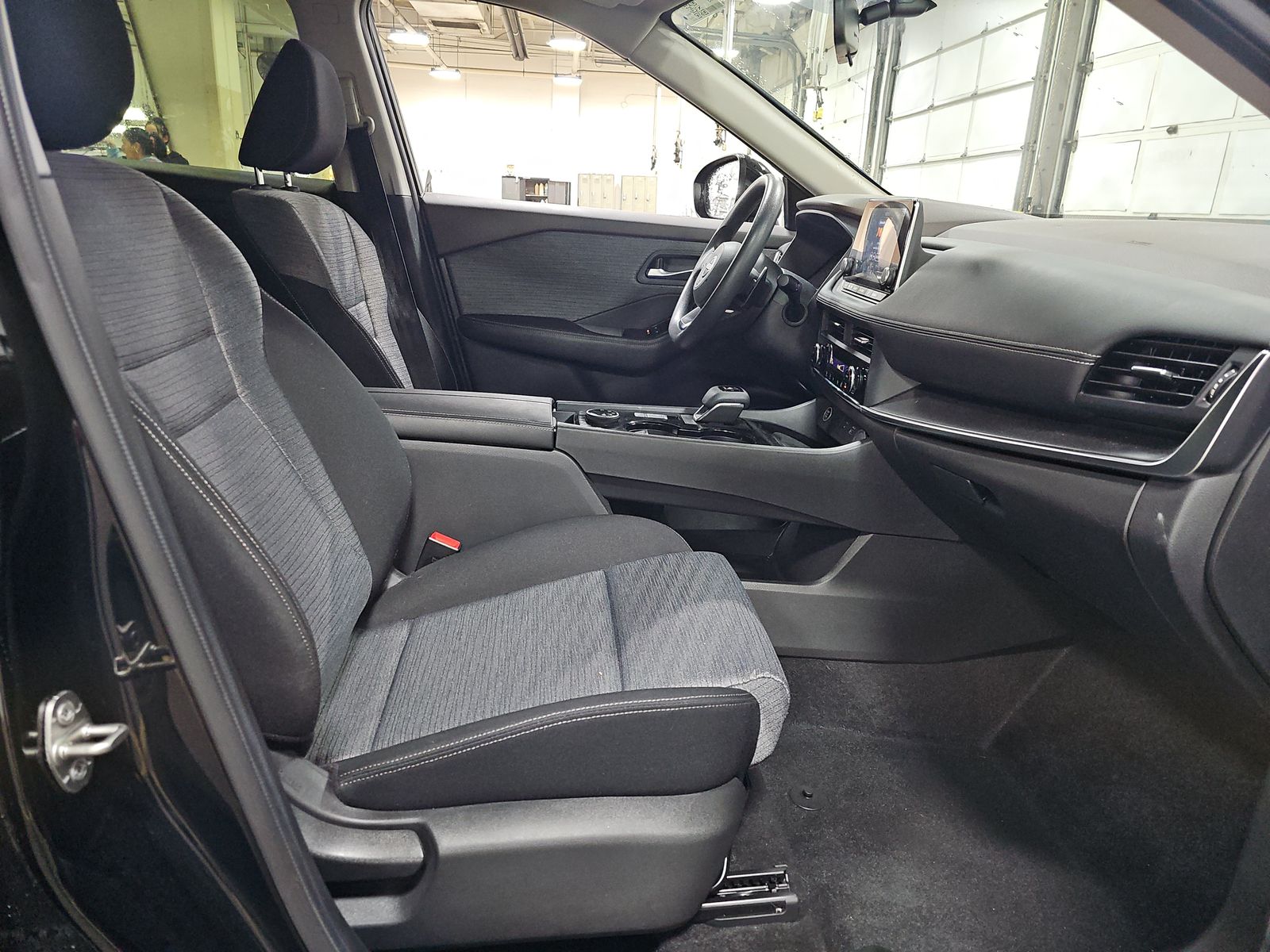 2023 Nissan Rogue SV AWD