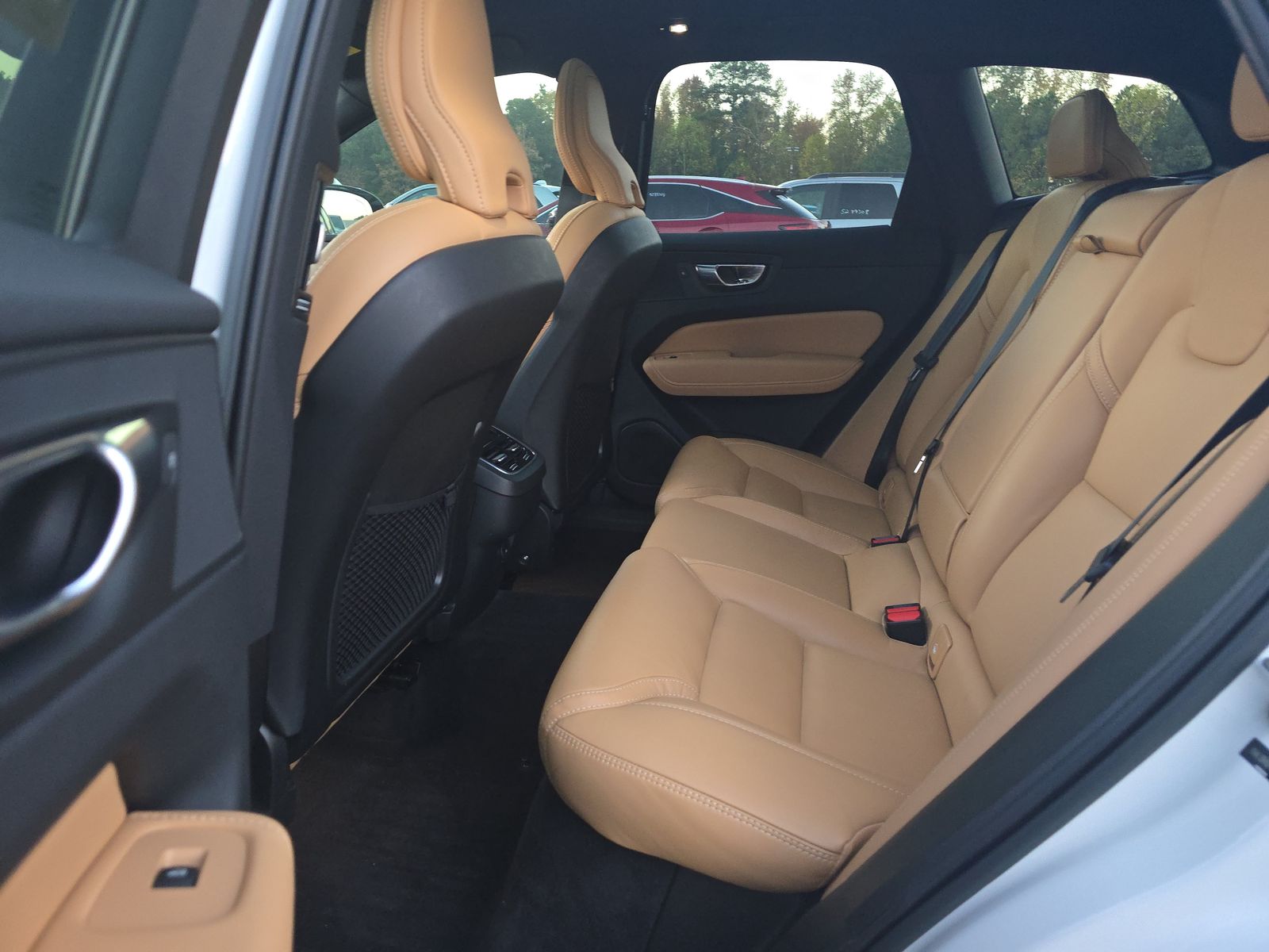 2023 Volvo XC60 B5 Ultimate AWD