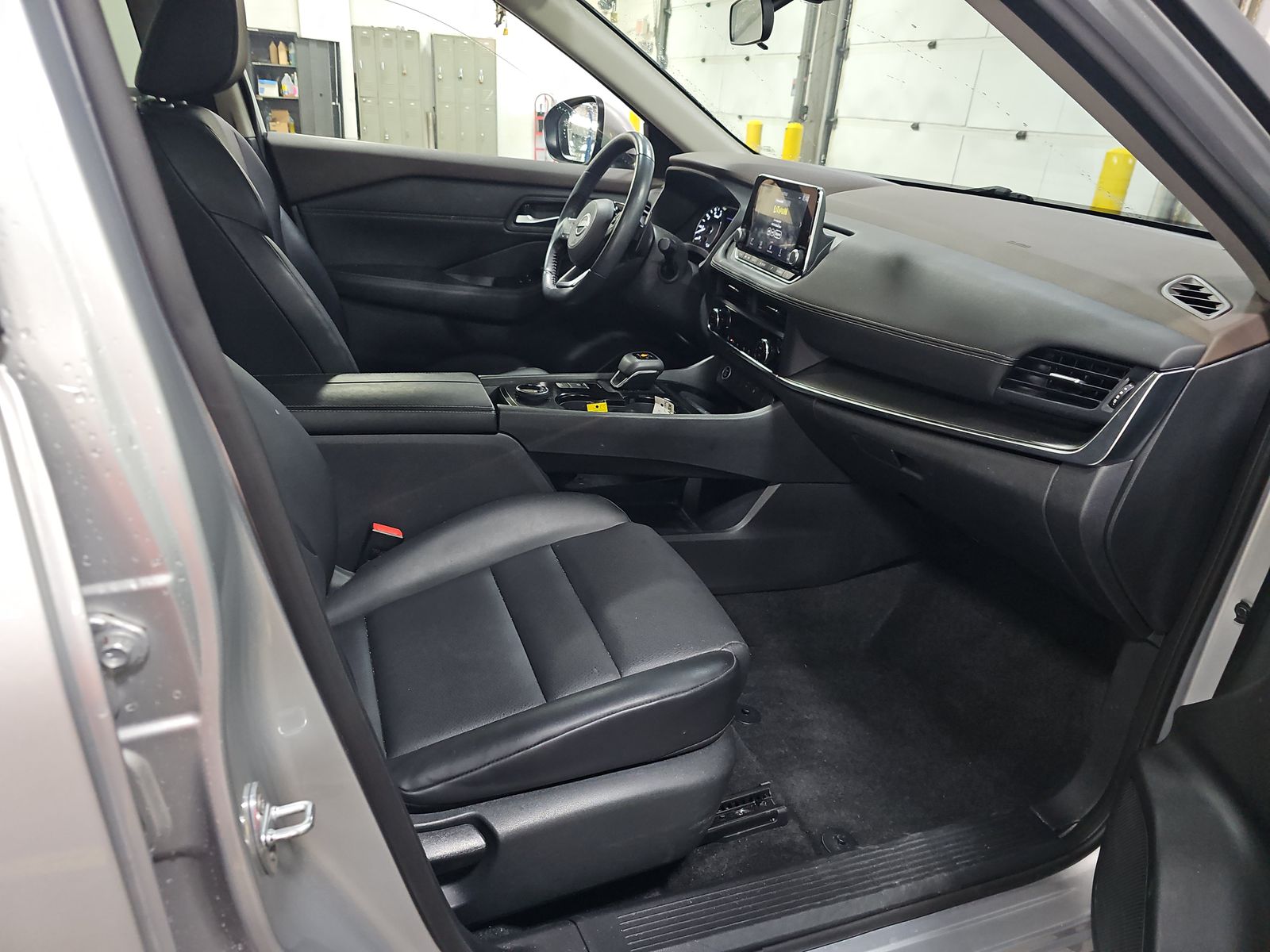 2023 Nissan Rogue SV AWD