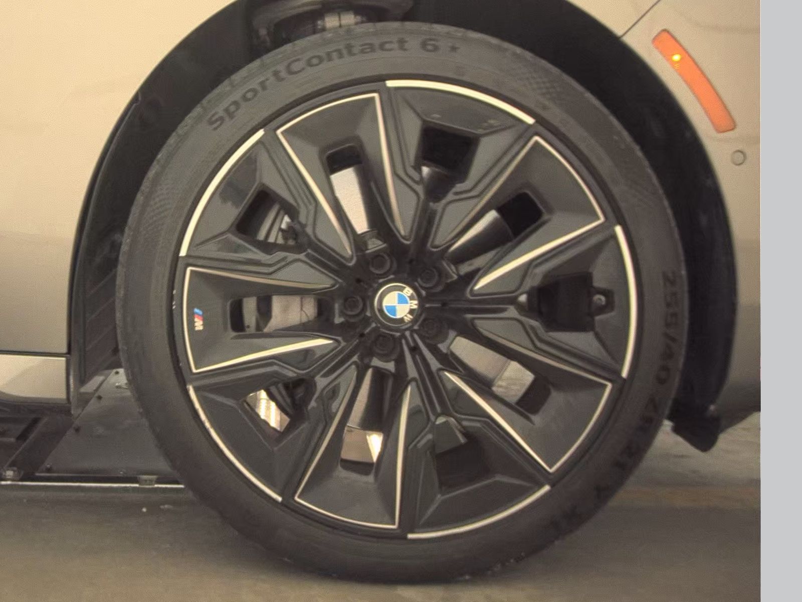 2023 BMW 7 Series 740i RWD